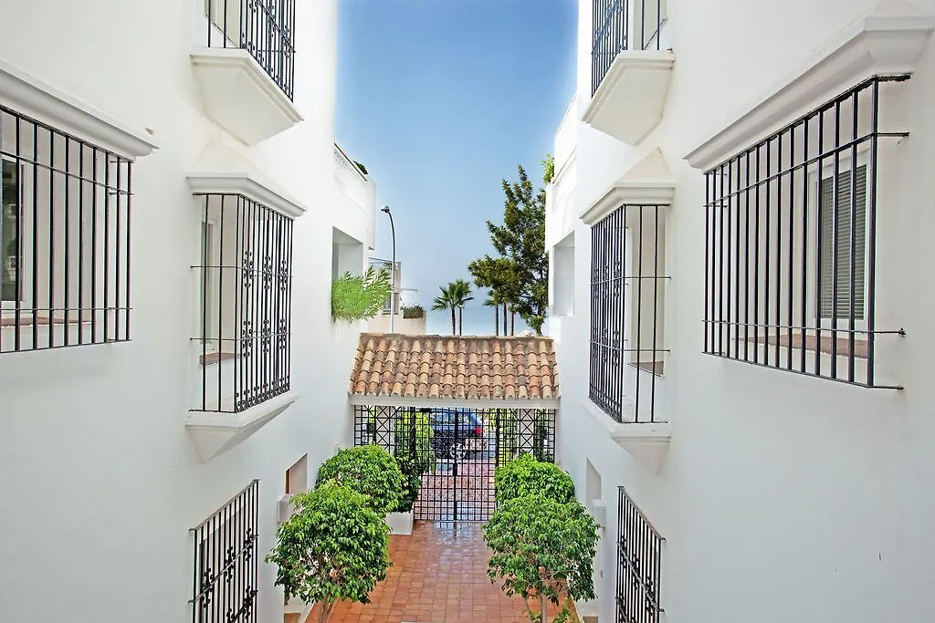 Apartment White Pearl Beach Elviria Marbella Spain