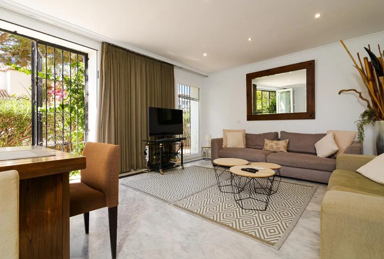 White Pearl Beach Elviria Marbella